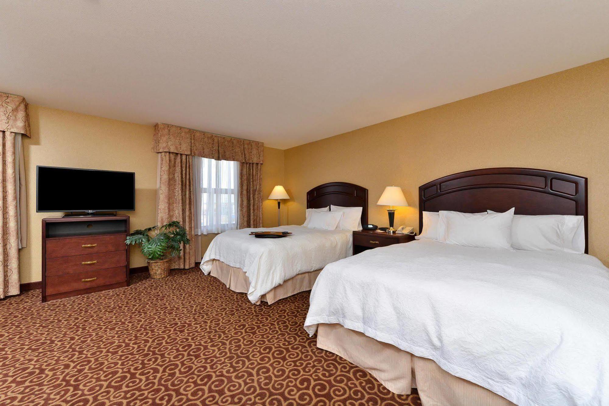Hampton Inn & Suites By Hilton Edmonton International Airport Leduc Exterior foto